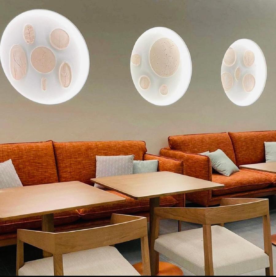 Saray Deluxe Hotel Apartments Abu Dhabi Buitenkant foto The interior of a Starbucks in the United States