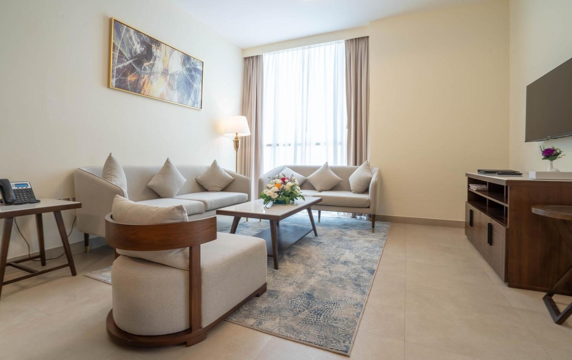 Saray Deluxe Hotel Apartments Abu Dhabi Buitenkant foto