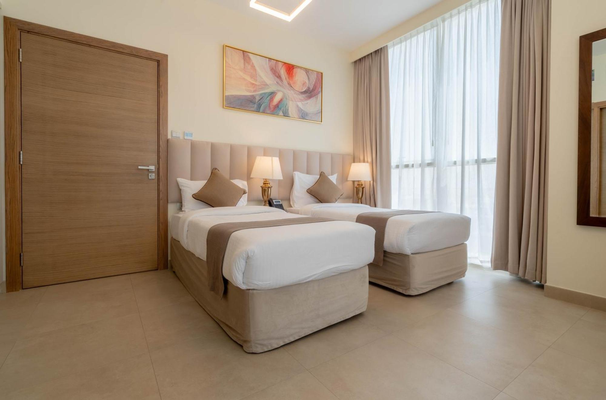 Saray Deluxe Hotel Apartments Abu Dhabi Buitenkant foto