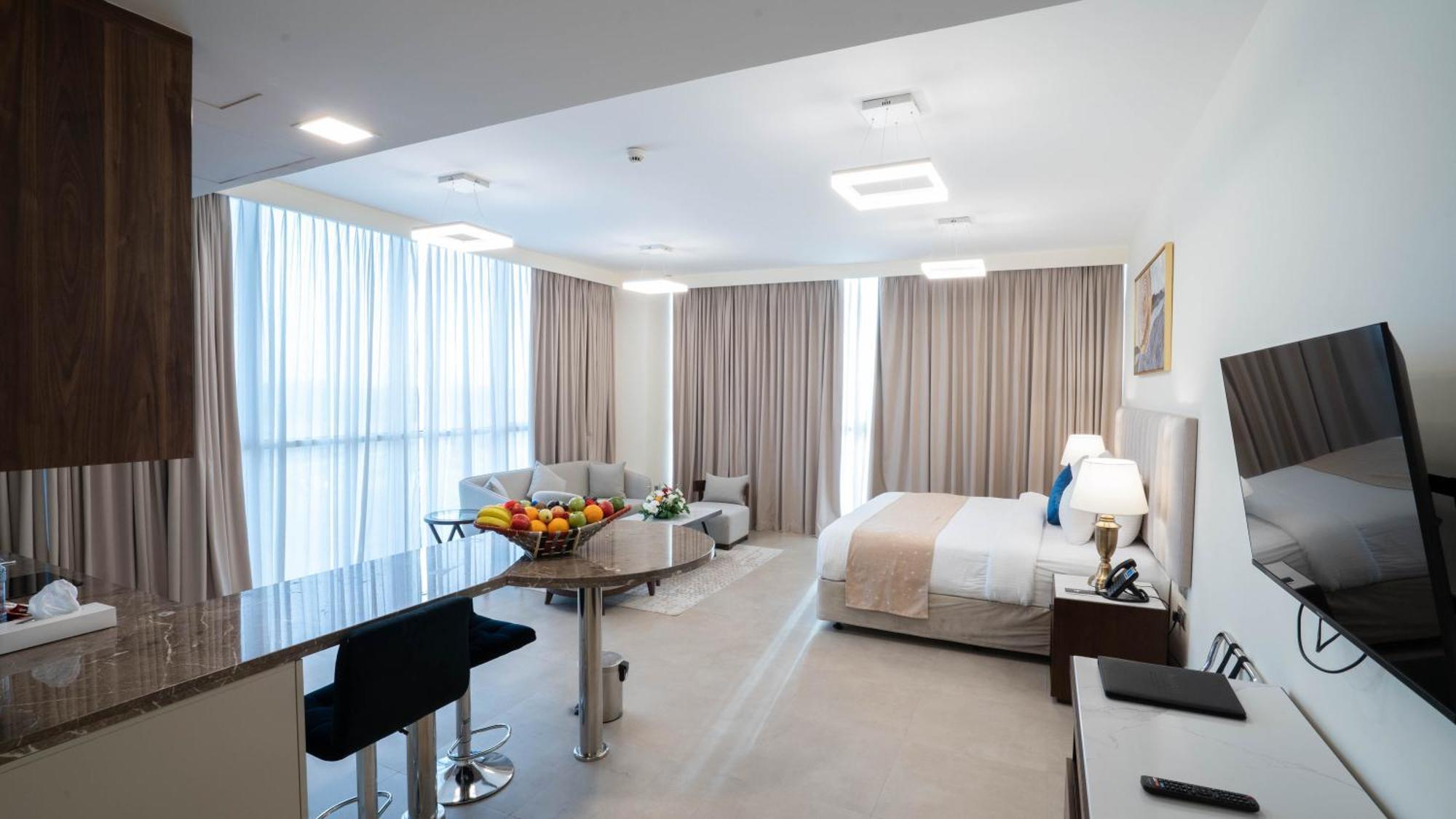 Saray Deluxe Hotel Apartments Abu Dhabi Buitenkant foto