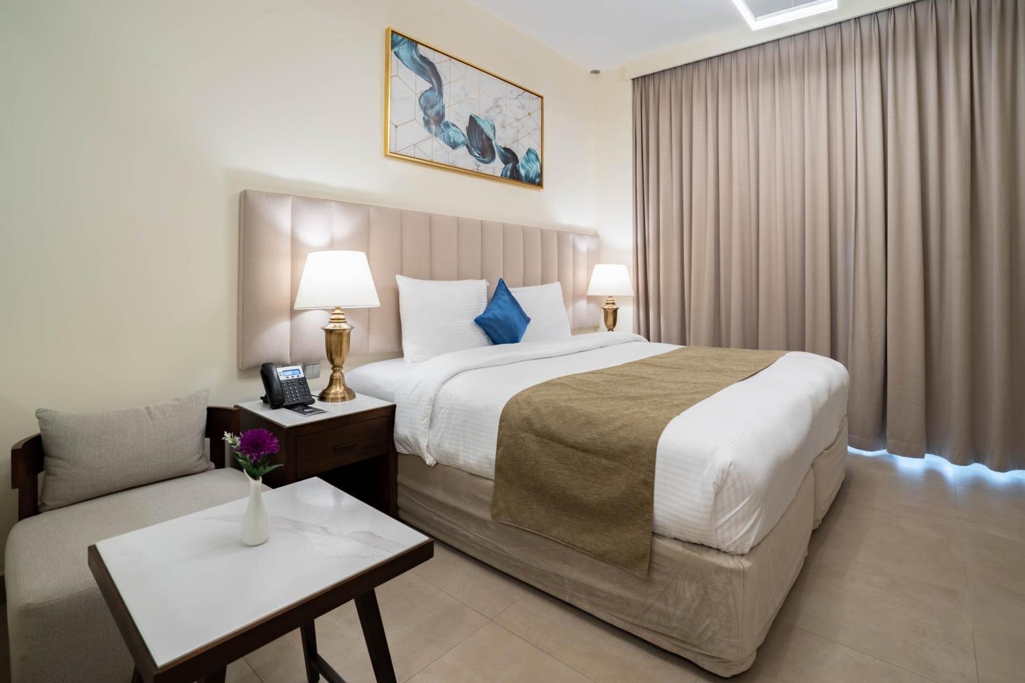 Saray Deluxe Hotel Apartments Abu Dhabi Buitenkant foto